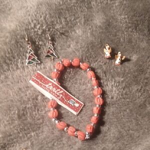 Festive Jewelry Set with Bracelet and Earrings